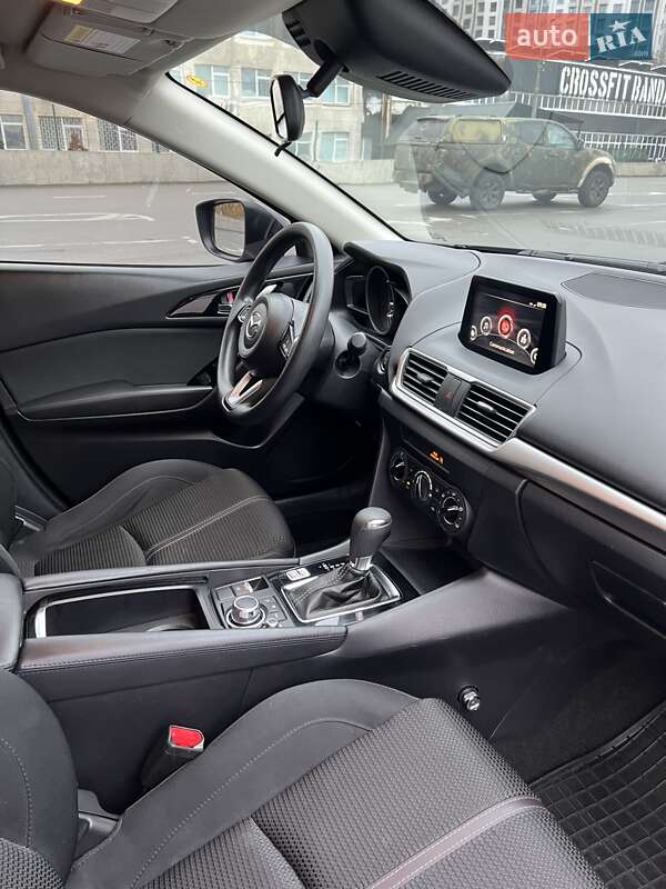 Седан Mazda 3 2017 в Києві фото 37 Седан Mazda 3 2017 в Києві