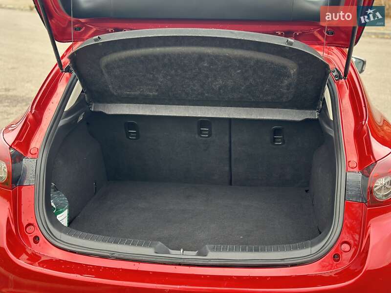 Хетчбек Mazda 3 2016 в Одесі