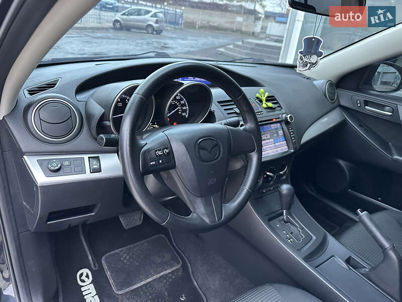 Седан Mazda 3 2012 в Николаеве фото 23 Седан Mazda 3 2012 в Николаеве