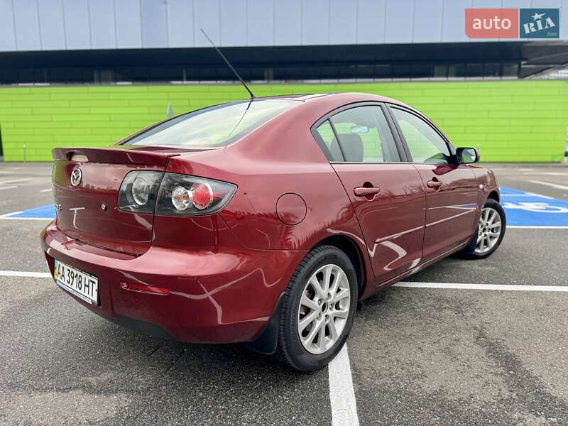 Седан Mazda 3 2008 в Киеве