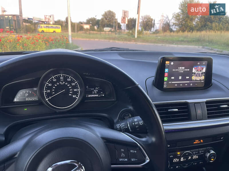 Хетчбек Mazda 3 2017 в Києві фото 3 Хетчбек Mazda 3 2017 в Києві