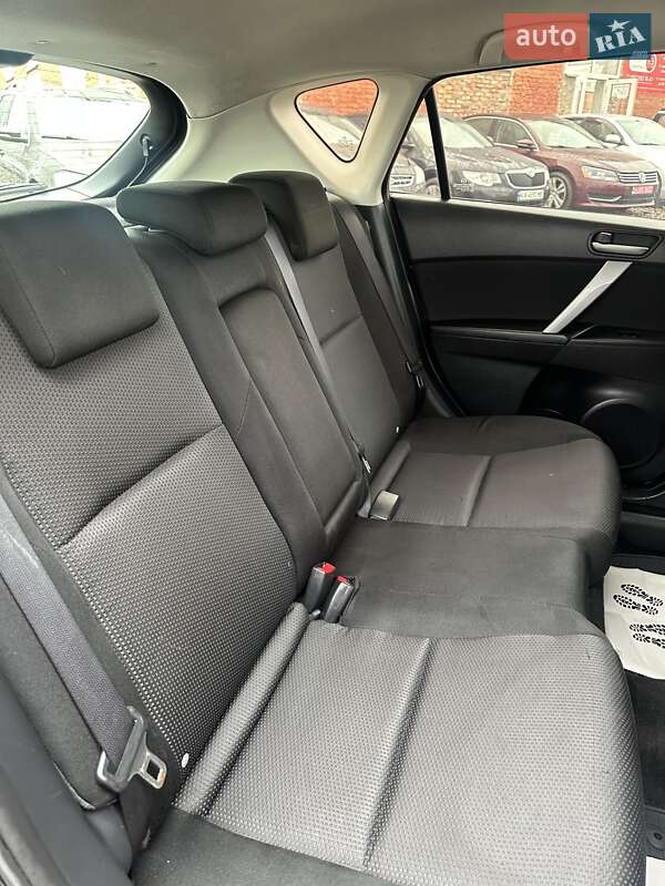 Хетчбек Mazda 3 2011 в Смілі