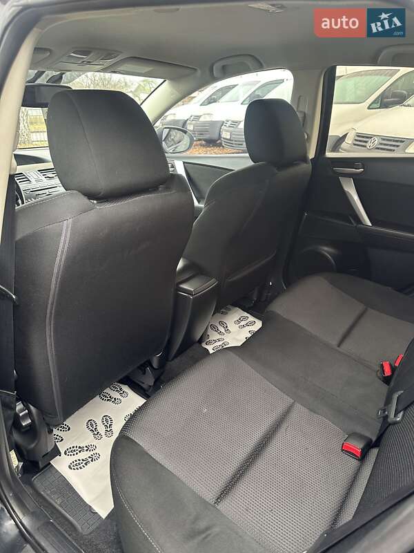 Хетчбек Mazda 3 2011 в Смілі