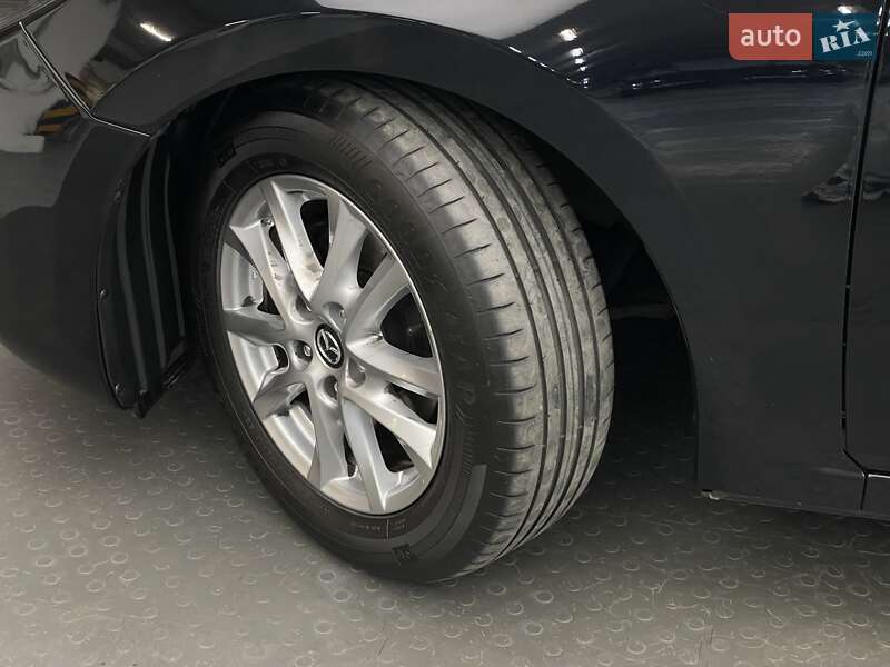 Хэтчбек Mazda 3 2018 в Киеве