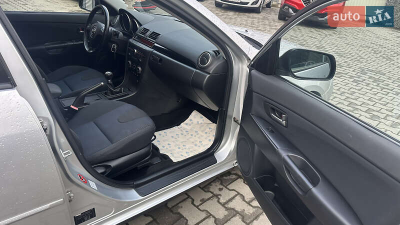 Хетчбек Mazda 3 2004 в Чернівцях фото 15 Хетчбек Mazda 3 2004 в Чернівцях