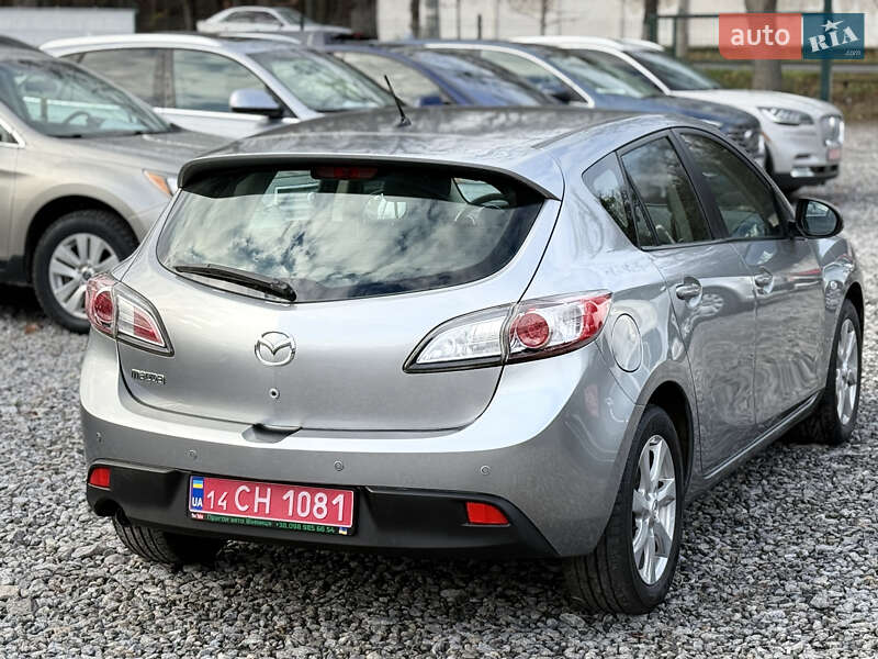 Хэтчбек Mazda 3 2010 в Виннице