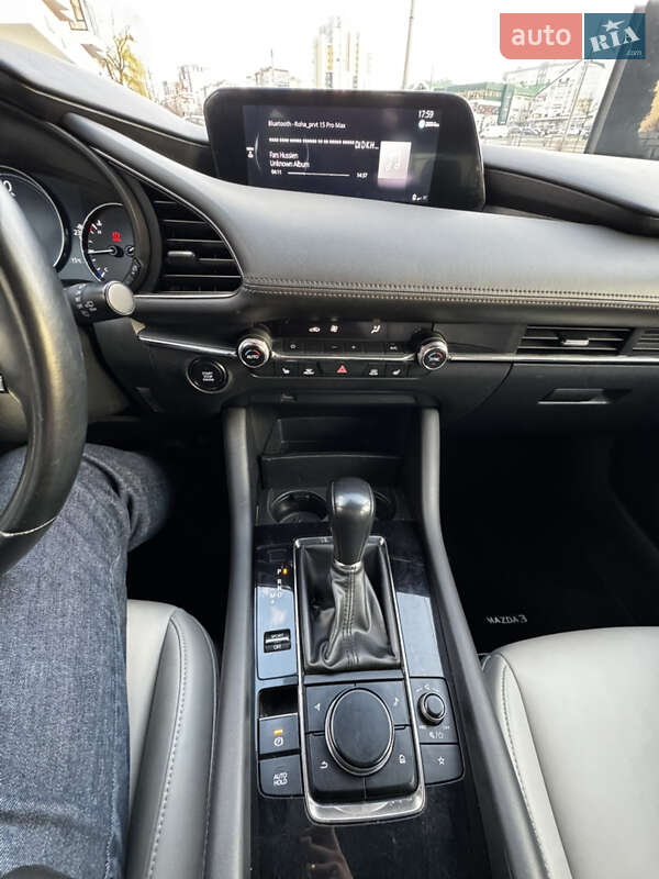 Хэтчбек Mazda 3 2019 в Львове