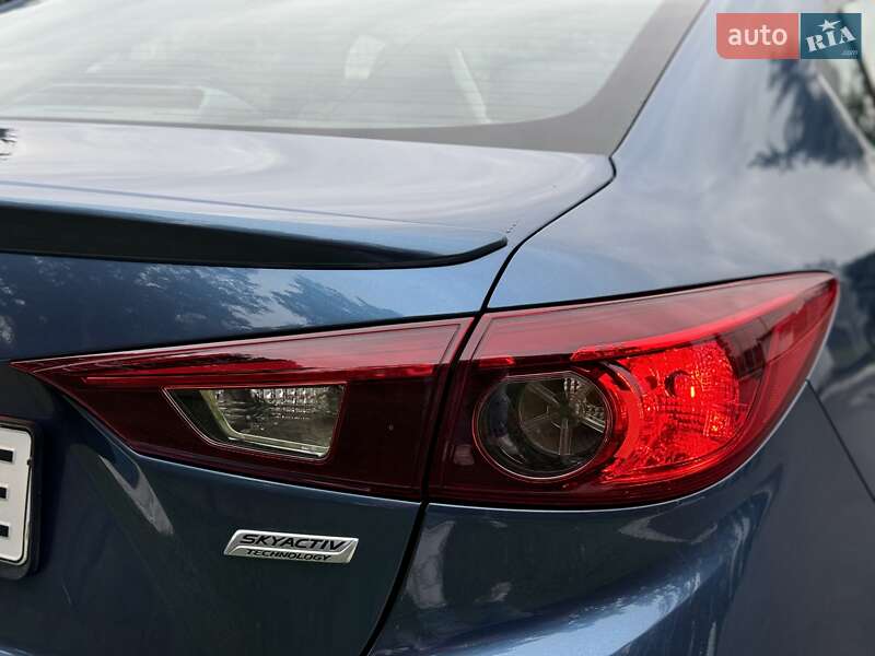Седан Mazda 3 2017 в Києві фото 18 Седан Mazda 3 2017 в Києві