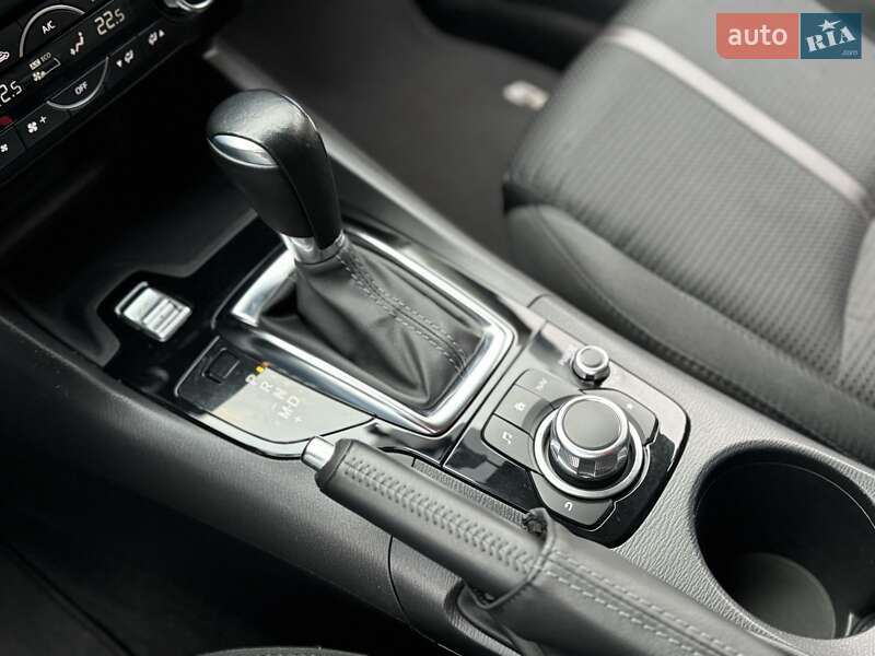 Седан Mazda 3 2017 в Києві фото 41 Седан Mazda 3 2017 в Києві