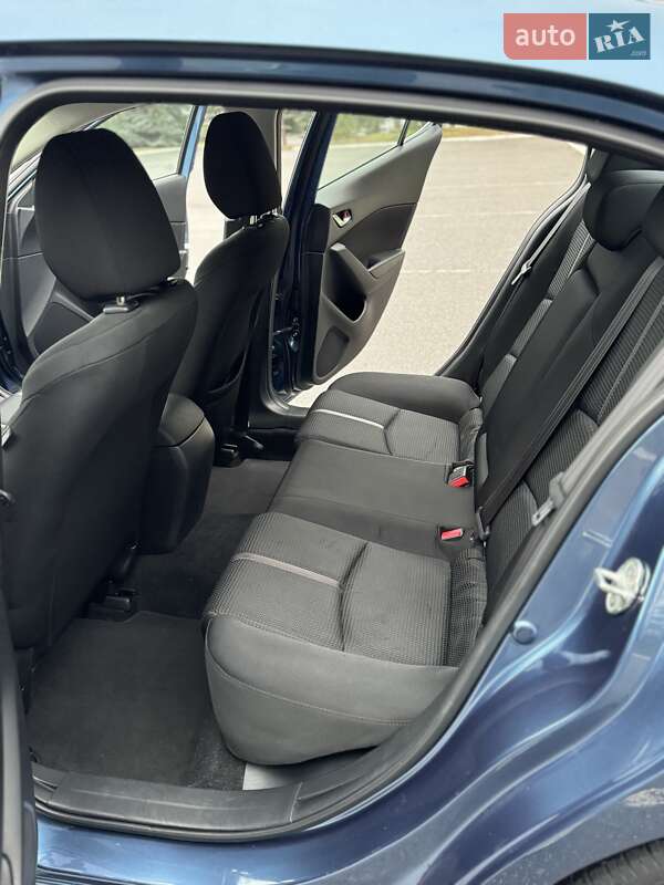 Седан Mazda 3 2017 в Києві фото 47 Седан Mazda 3 2017 в Києві