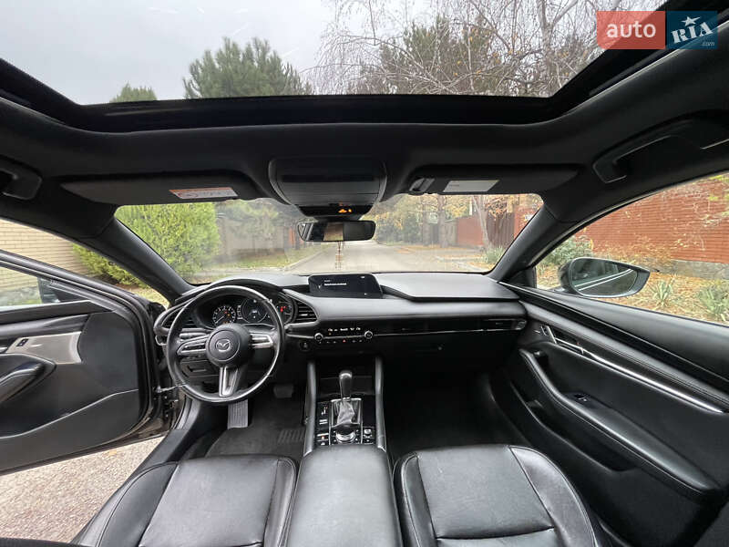 Хетчбек Mazda 3 2019 в Дніпрі