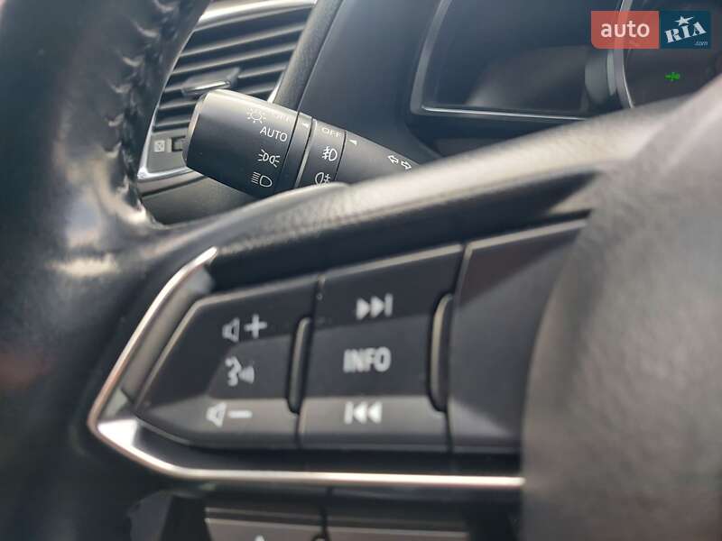 Хетчбек Mazda 3 2017 в Новомиргороді фото 42 Хетчбек Mazda 3 2017 в Новомиргороді