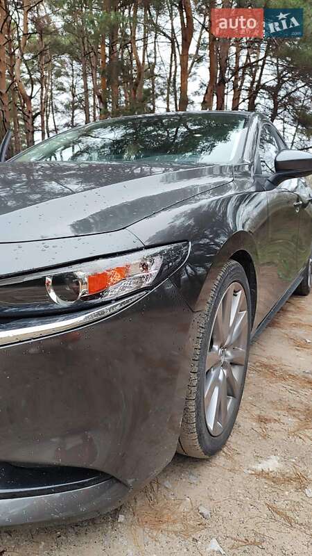 Седан Mazda 3 2020 в Кам'янському