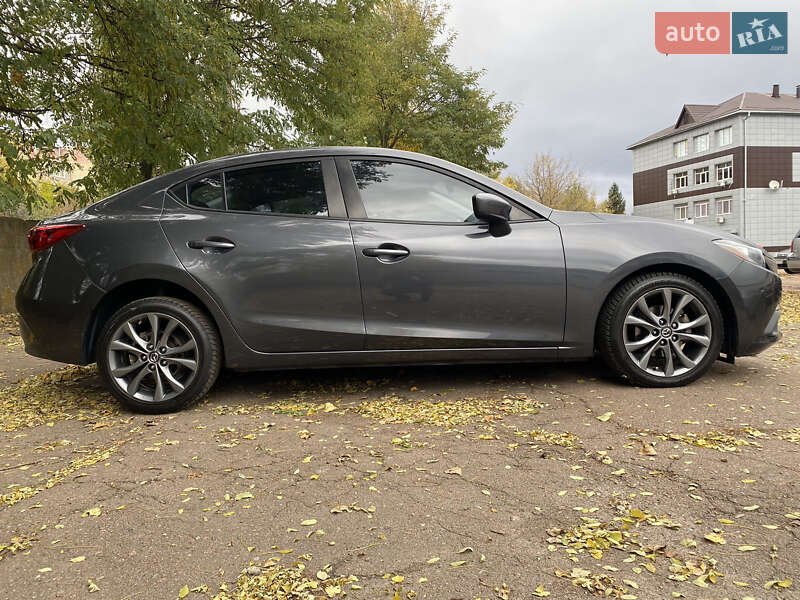 Седан Mazda 3 2015 в Києві