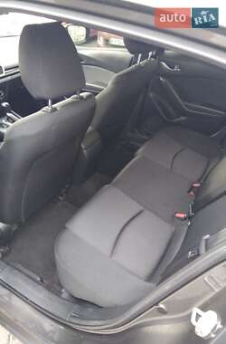 Седан Mazda 3 2014 в Киеве