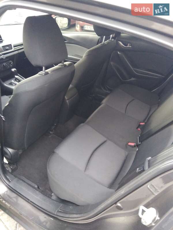 Седан Mazda 3 2014 в Києві
