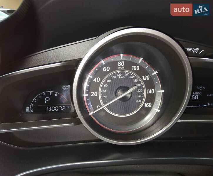 Седан Mazda 3 2014 в Києві