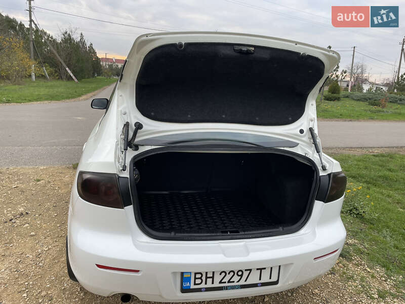 Седан Mazda 3 2008 в Одесі