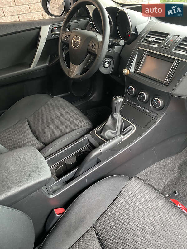 Хетчбек Mazda 3 2012 в Вінниці