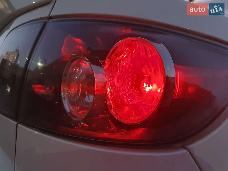 Седан Mazda 3 2007 в Киеве