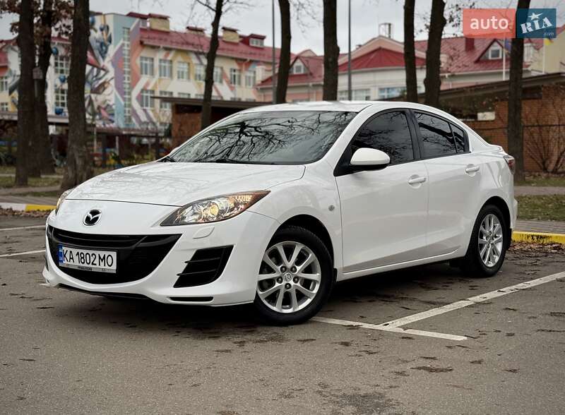 Седан Mazda 3 2010 в Києві фото Седан Mazda 3 2010 в Києві