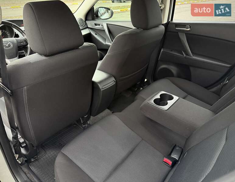 Седан Mazda 3 2010 в Києві фото 19 Седан Mazda 3 2010 в Києві