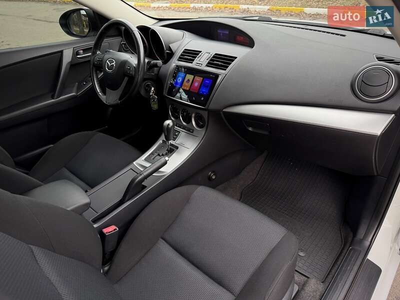 Седан Mazda 3 2010 в Києві фото 21 Седан Mazda 3 2010 в Києві