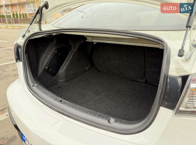 Седан Mazda 3 2010 в Києві фото 30 Седан Mazda 3 2010 в Києві