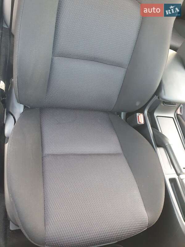 Седан Mazda 3 2007 в Киеве