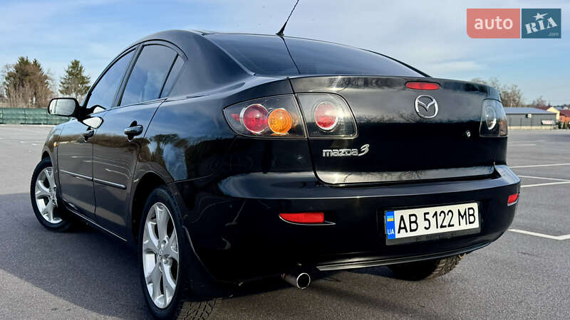 Седан Mazda 3 2006 в Виннице