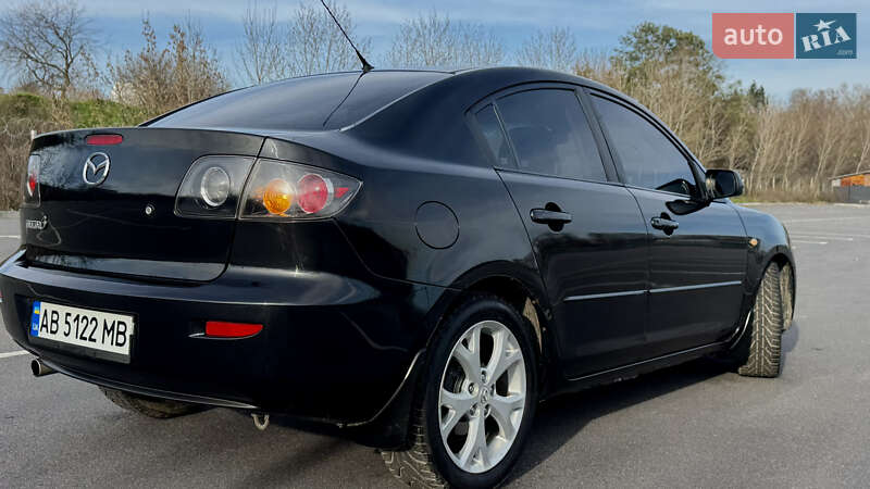 Седан Mazda 3 2006 в Виннице