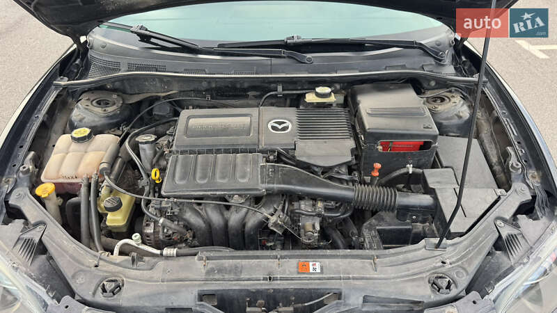 Седан Mazda 3 2006 в Виннице