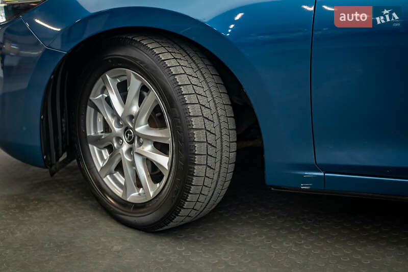 Хетчбек Mazda 3 2018 в Києві фото 8 Хетчбек Mazda 3 2018 в Києві