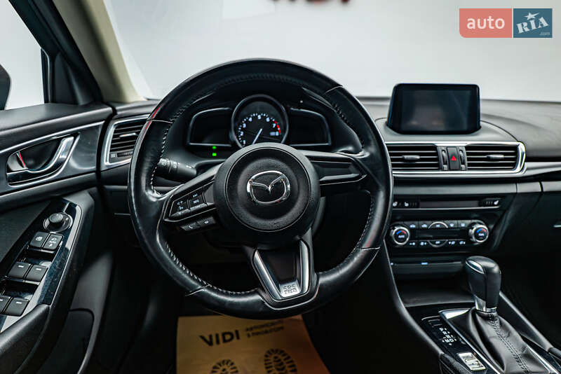 Хетчбек Mazda 3 2018 в Києві фото 11 Хетчбек Mazda 3 2018 в Києві
