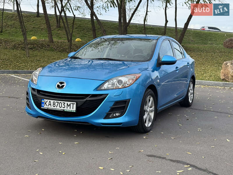Седан Mazda 3 2010 в Києві фото 3 Седан Mazda 3 2010 в Києві