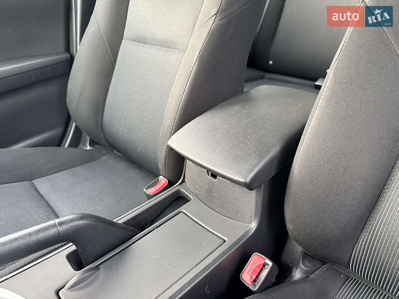 Седан Mazda 3 2010 в Києві фото 32 Седан Mazda 3 2010 в Києві