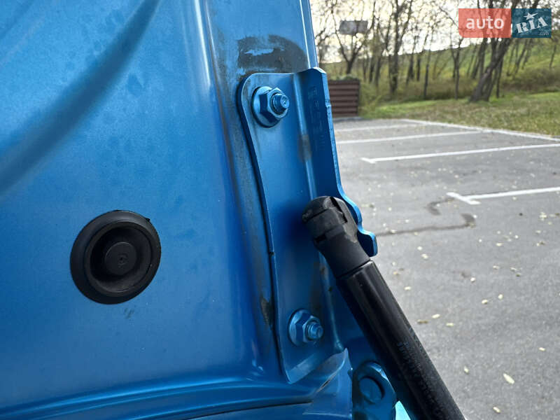 Седан Mazda 3 2010 в Києві фото 66 Седан Mazda 3 2010 в Києві