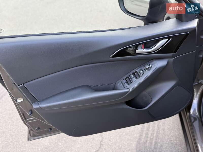 Седан Mazda 3 2013 в Києві фото 12 Седан Mazda 3 2013 в Києві