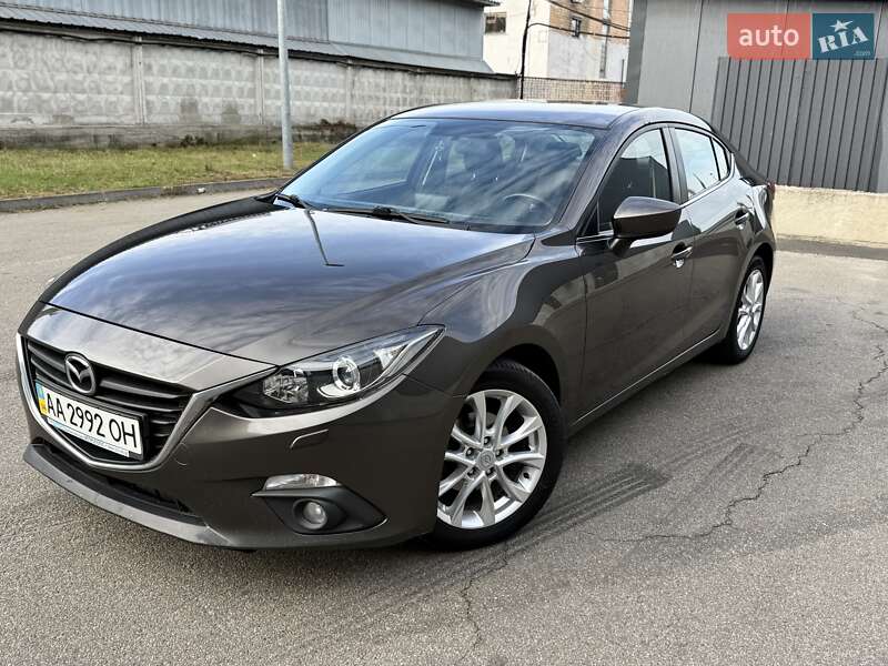 Седан Mazda 3 2013 в Києві фото 24 Седан Mazda 3 2013 в Києві