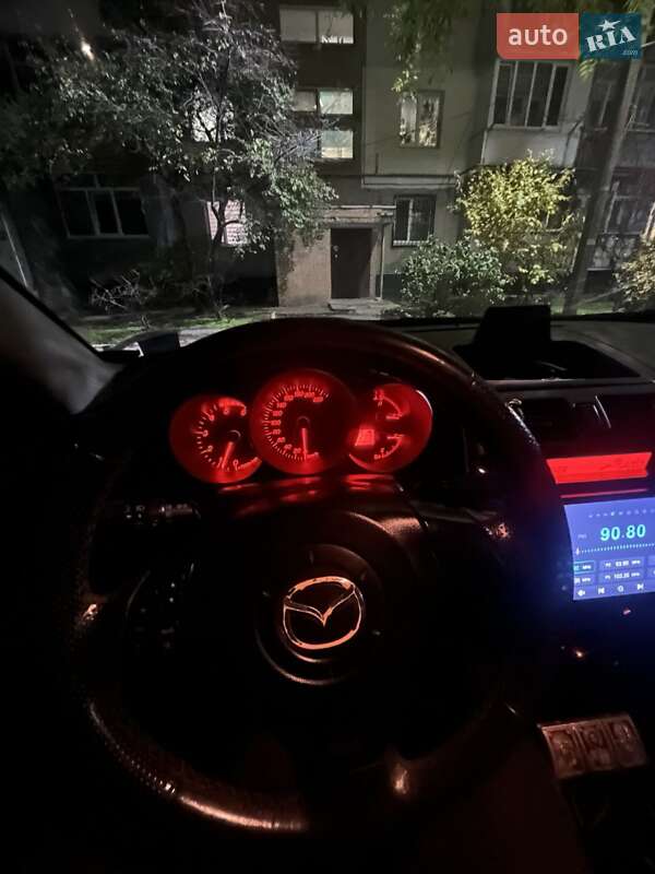 Седан Mazda 3 2004 в Белгороде-Днестровском