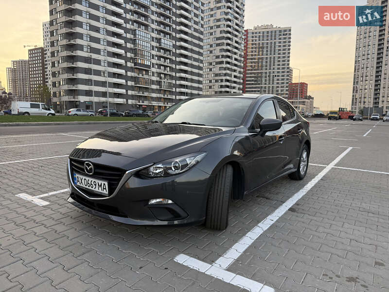 Седан Mazda 3 2016 в Киеве фото 2 Седан Mazda 3 2016 в Киеве