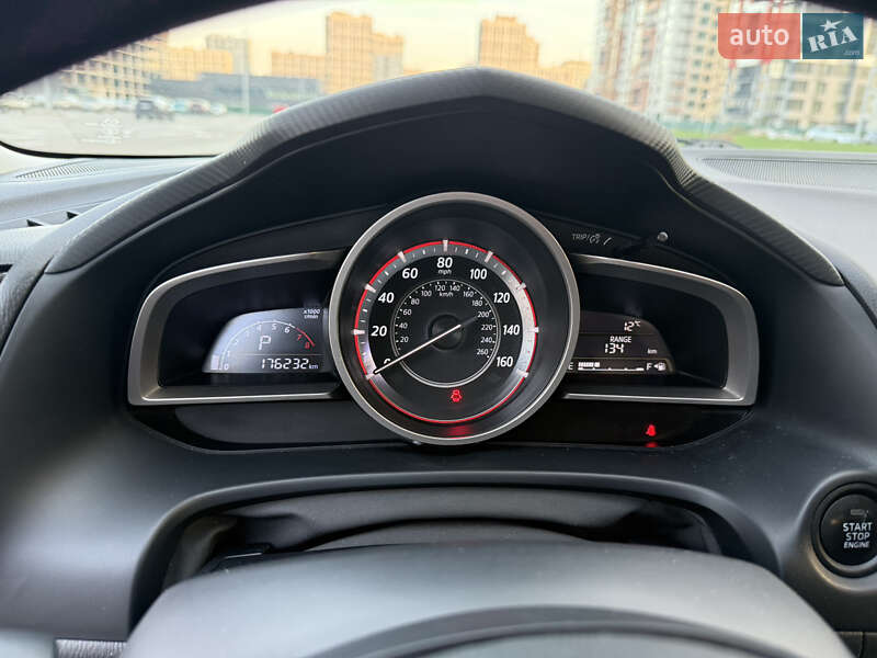 Седан Mazda 3 2016 в Киеве фото 14 Седан Mazda 3 2016 в Киеве