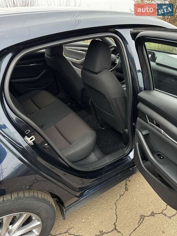 Хэтчбек Mazda 3 2021 в Макарове фото 24 Хэтчбек Mazda 3 2021 в Макарове