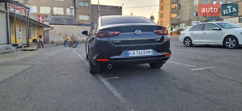 Седан Mazda 3 2020 в Малине