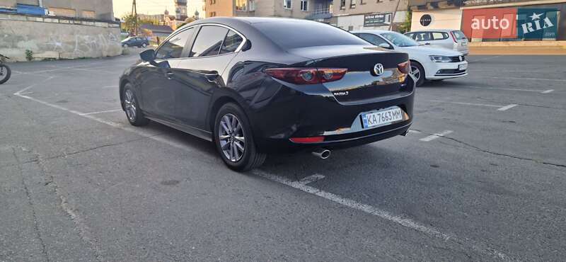 Седан Mazda 3 2020 в Малине