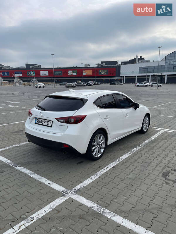 Хэтчбек Mazda 3 2015 в Киеве