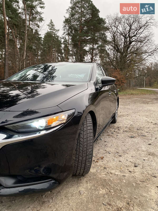 Седан Mazda 3 2019 в Києві