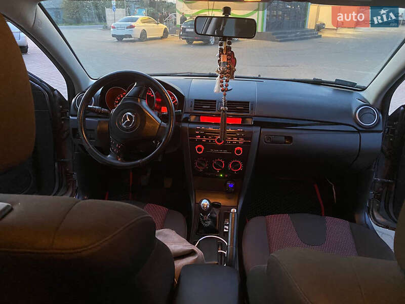 Хетчбек Mazda 3 2005 в Нововолинську фото 7 Хетчбек Mazda 3 2005 в Нововолинську