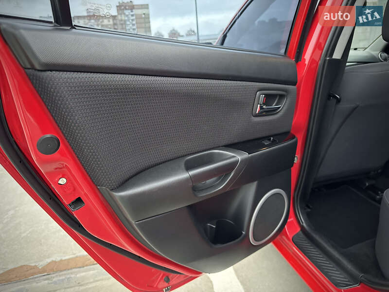 Седан Mazda 3 2008 в Киеве