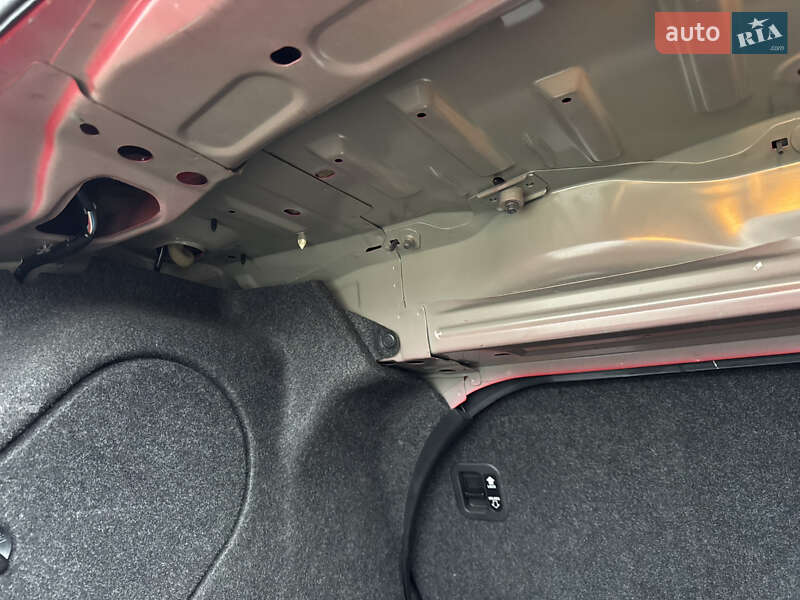 Седан Mazda 3 2008 в Киеве